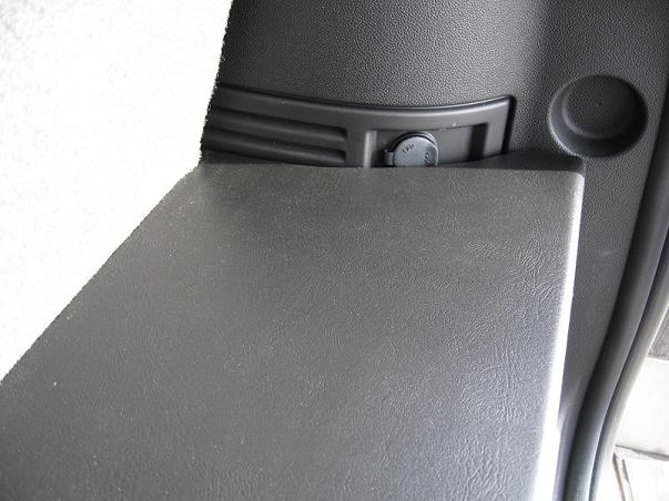 2007-2013 Tahoe/Yukon Downfire Subwoofer Box For Manual Lift Gate