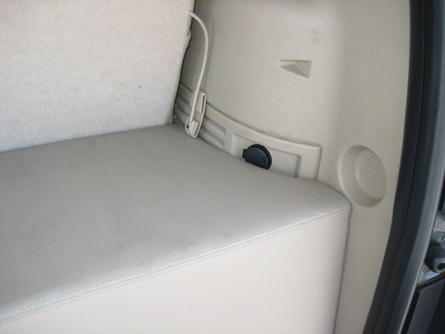 2007-2013 Tahoe/Yukon/Escalade Downfire Subwoofer Box For Powered Lift Gate
